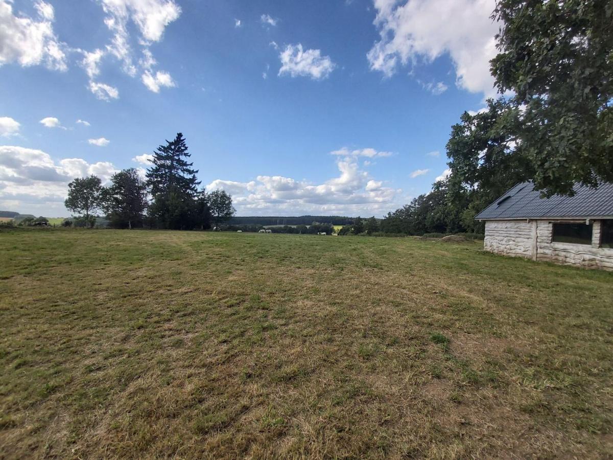 Hébergement de vacances Very Spacious House With Sauna And Countryside Views