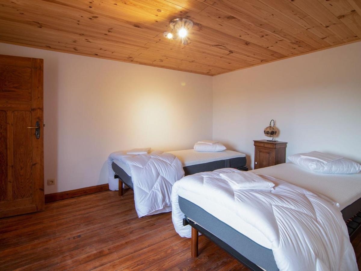 Very Spacious House With Sauna And Countryside Views Holiday home Gouvy
