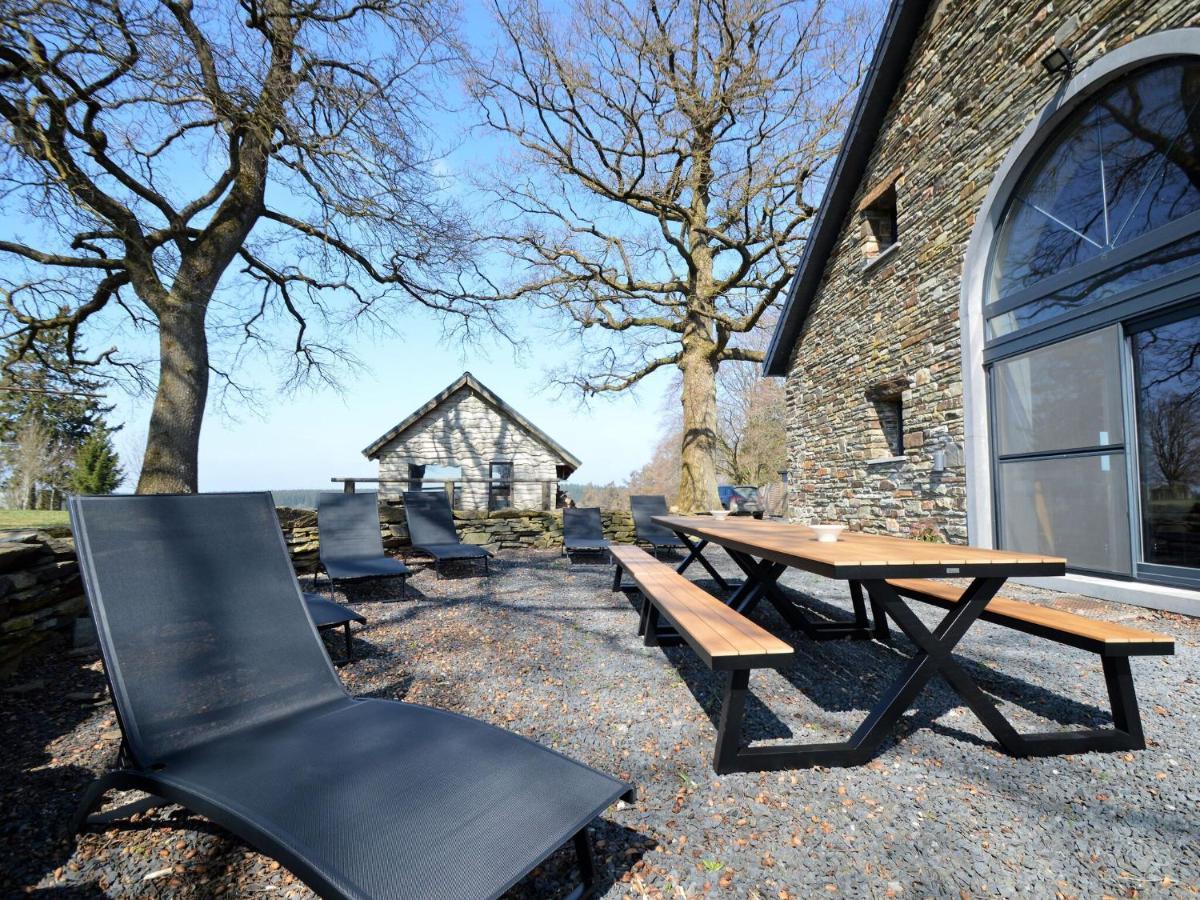 Very Spacious House With Sauna And Countryside Views Holiday home