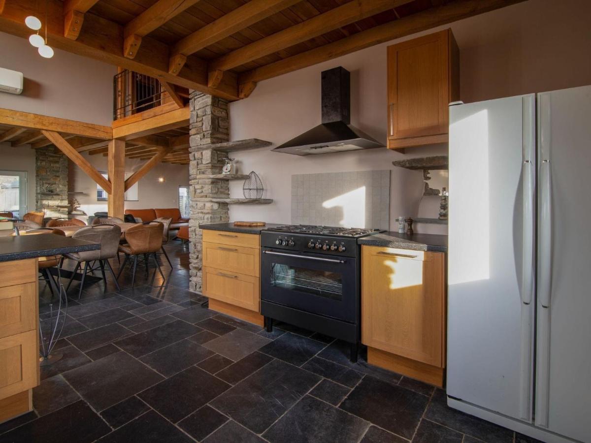 Very Spacious House With Sauna And Countryside Views * Gouvy